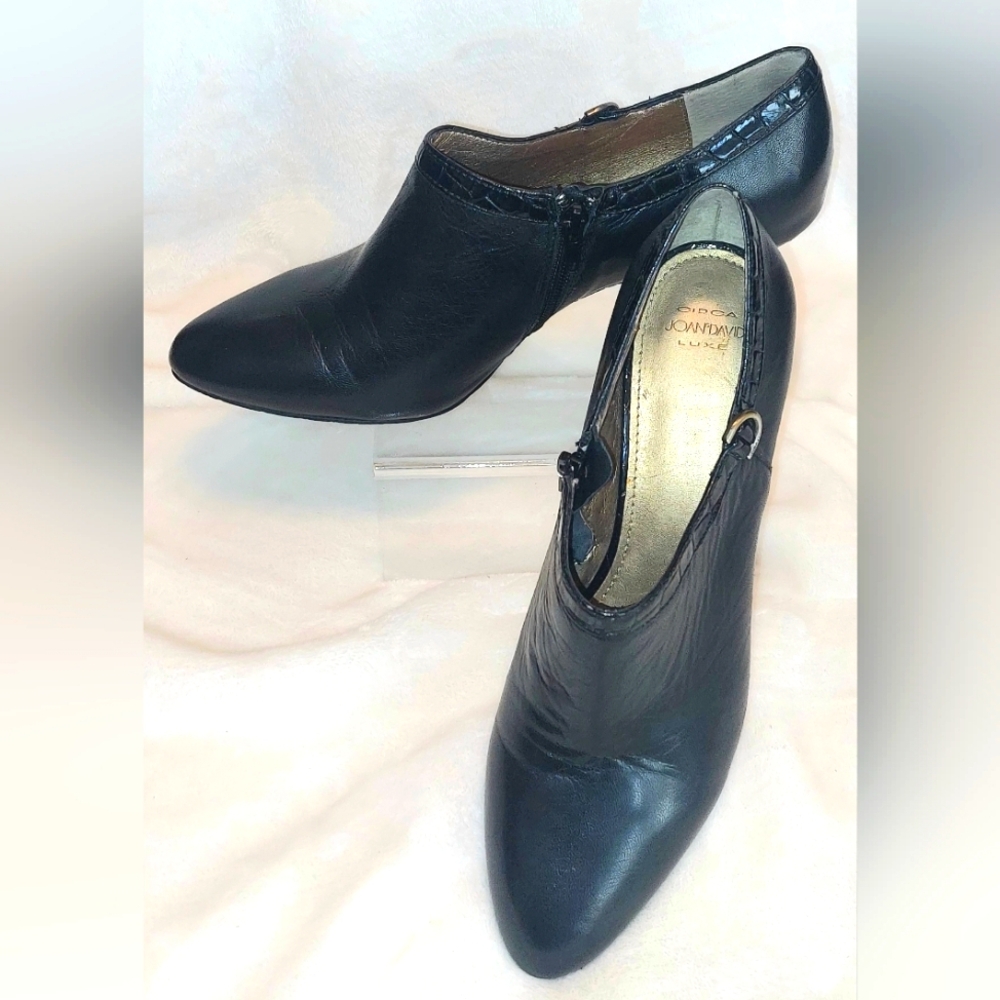 Circa Joan & David Luxe Booties